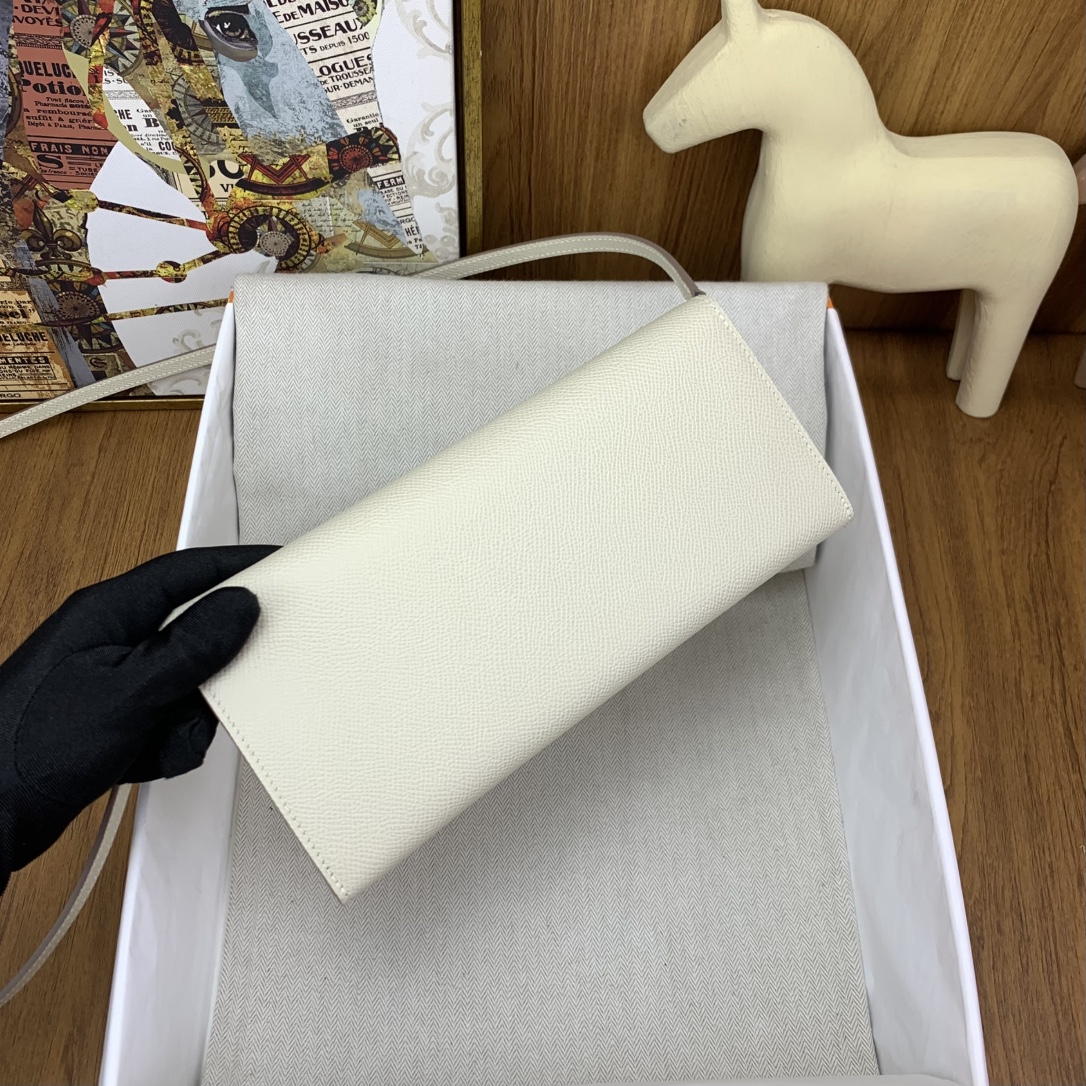 에르메스 샹달 투고 앱송 나타